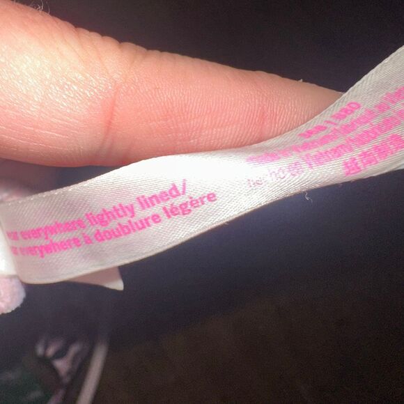 Victoria’s Secret Pink leopard wear everywhere lightly lined 36B bra - Picture 3 of 3